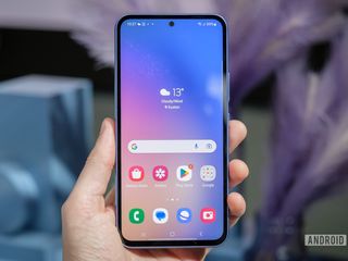 thumbnail - Actualización Samsung Galaxy A54 One UI 7
